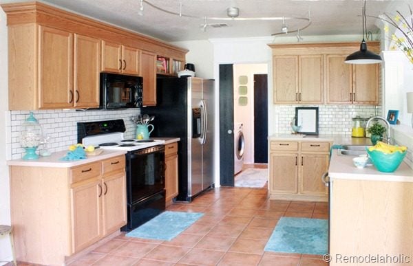 walkthrough U-shaped kitchen floor plan makeover with oak cabinets