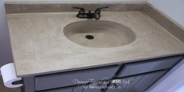 MUST PIN! Learn how to transform a cultured marble vanity with concrete on Remodelaholic.com!