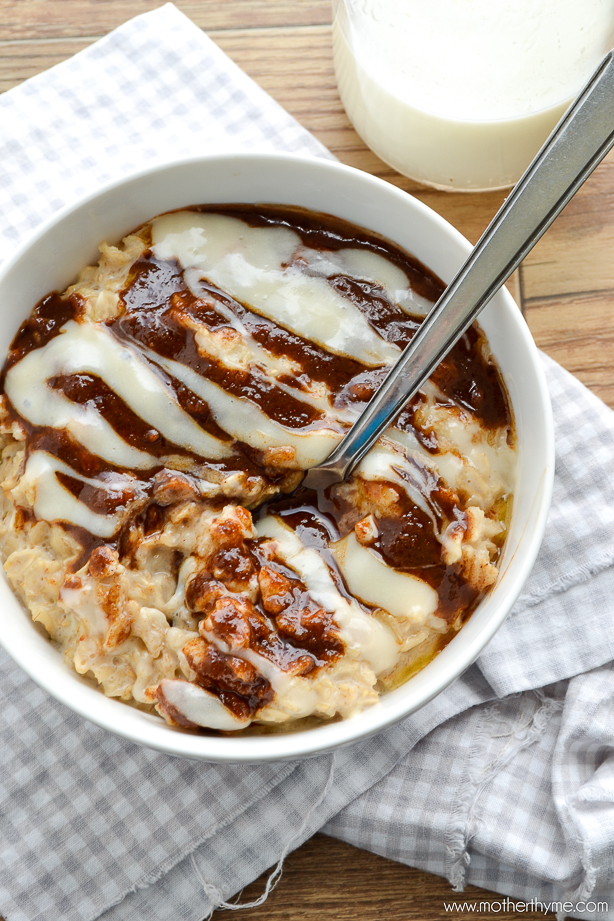 12 Tummy-Pleasing Oatmeal Breakfast Recipes